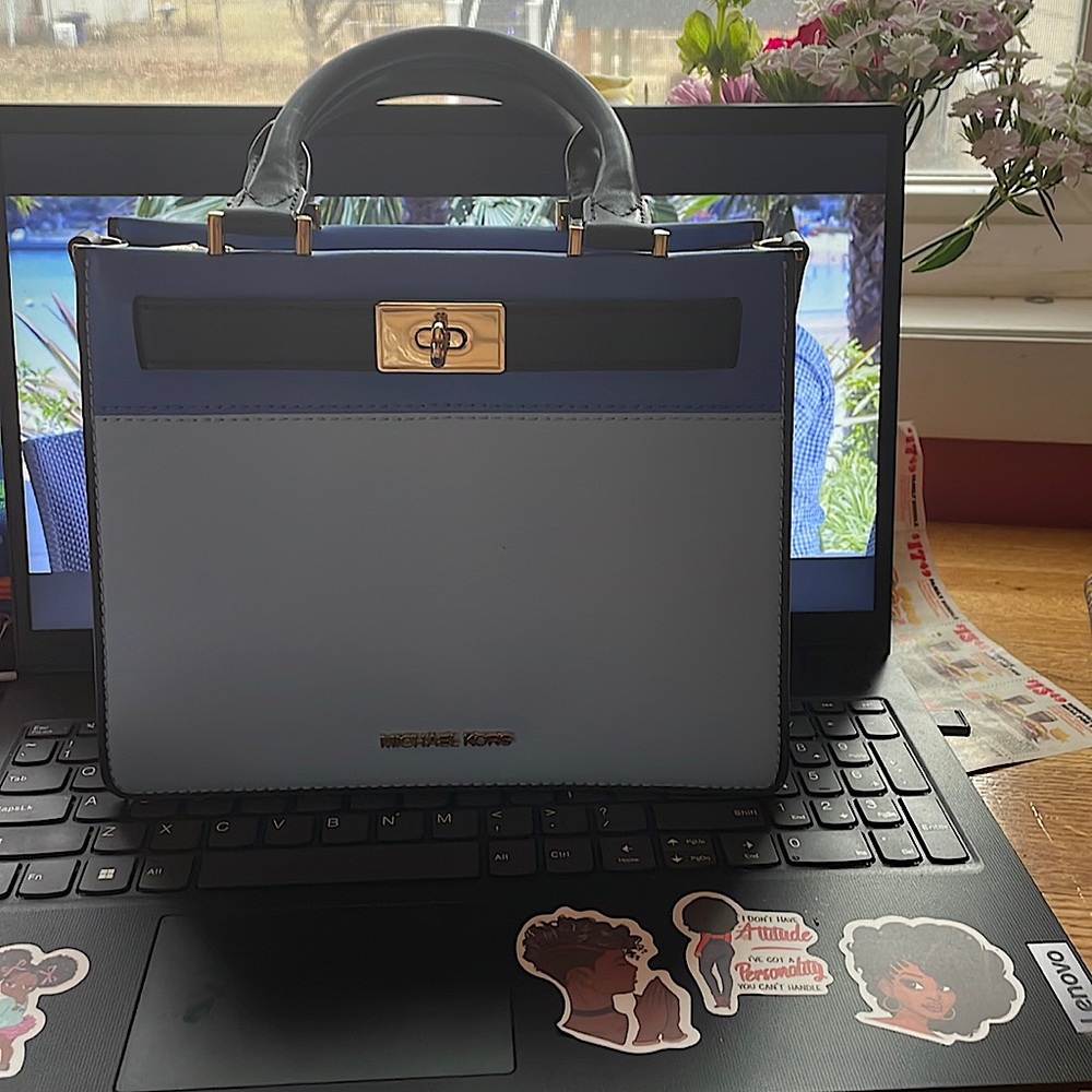Tatiana *** Michael Kors *** Lt Sky
